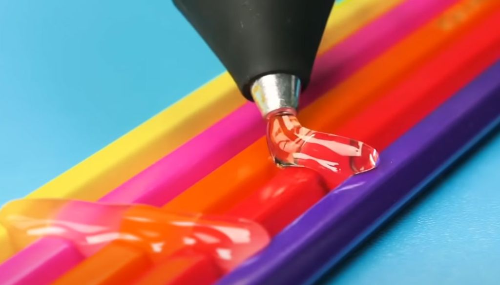 19 Hot melt glue hacks you must know Craft with glue